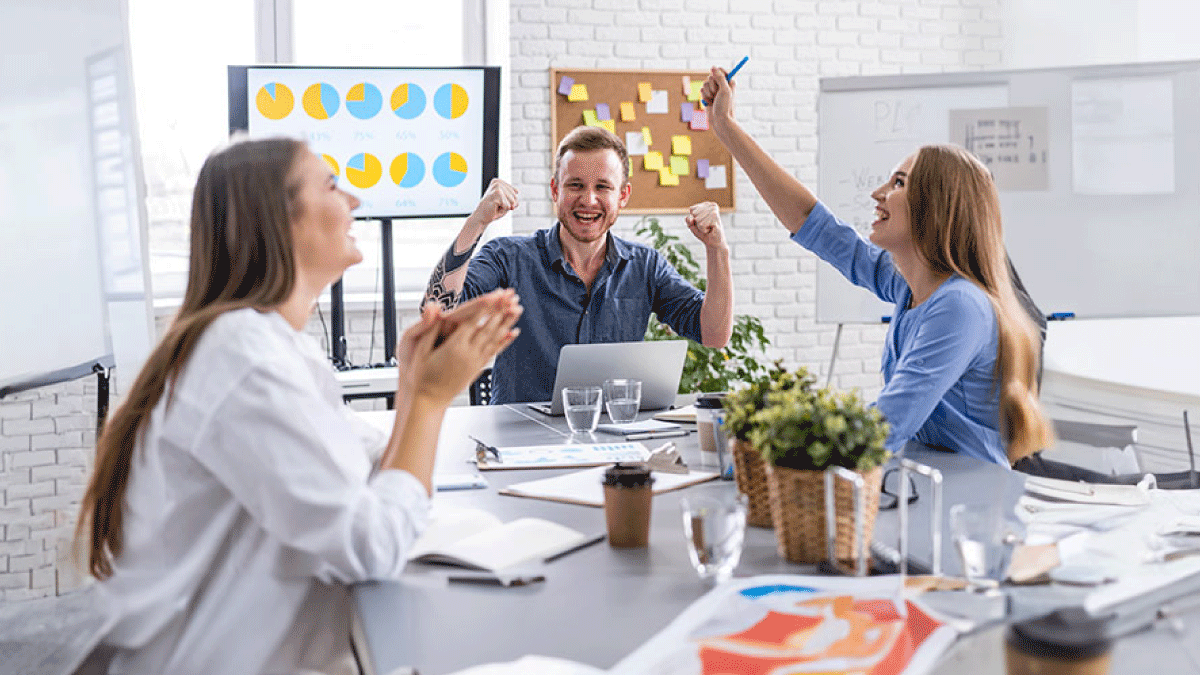 EL ROL VITAL DEL GERENTE DE LA FELICIDAD EN LAS EMPRESAS: ¿QUÉ ES Y POR QUÉ ES ESENCIAL?