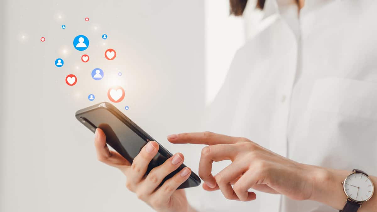 LA IMPORTANCIA DE LAS REDES SOCIALES CORPORATIVAS EN RECURSOS HUMANOS